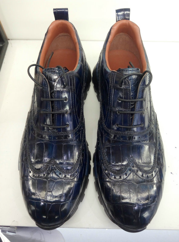 Stylish High Sole Men Leisure Breathable Shoes