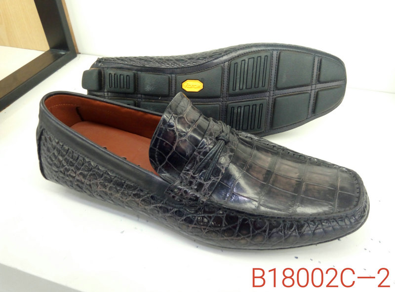 Alligator Leather Slip-On Leather Lined Loafer Black image 6
