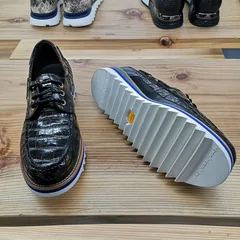 Men’s Comfortable Alligator Shoes image 2