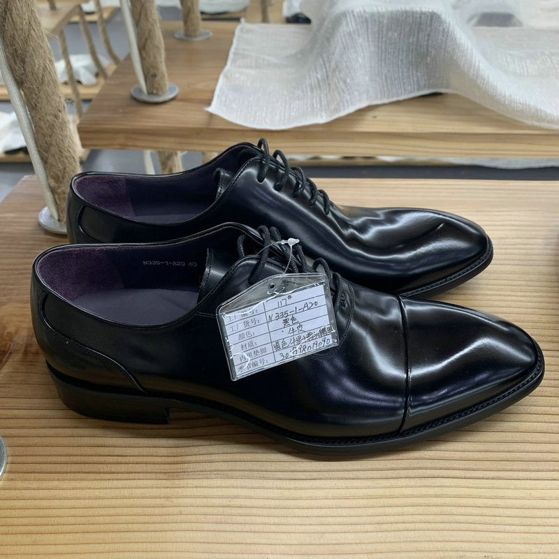 Fashion Business Formal Patent Leather Shoes image 3