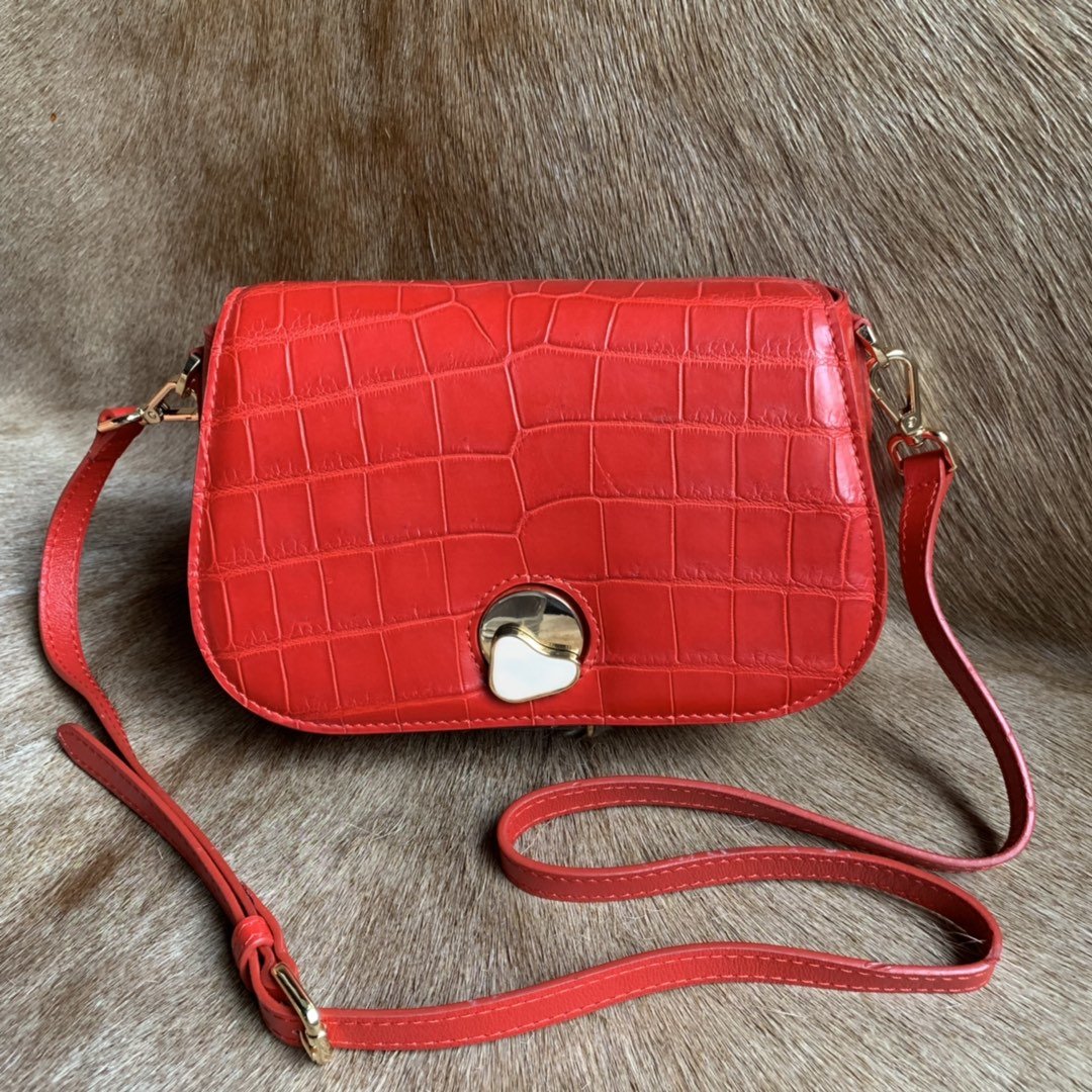 Luxurious Textured Alligator Leather Hand Bag XFRAB12053 image 3