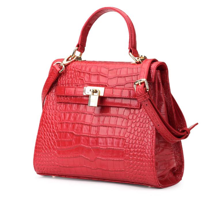 How to clean crocodile leather article image