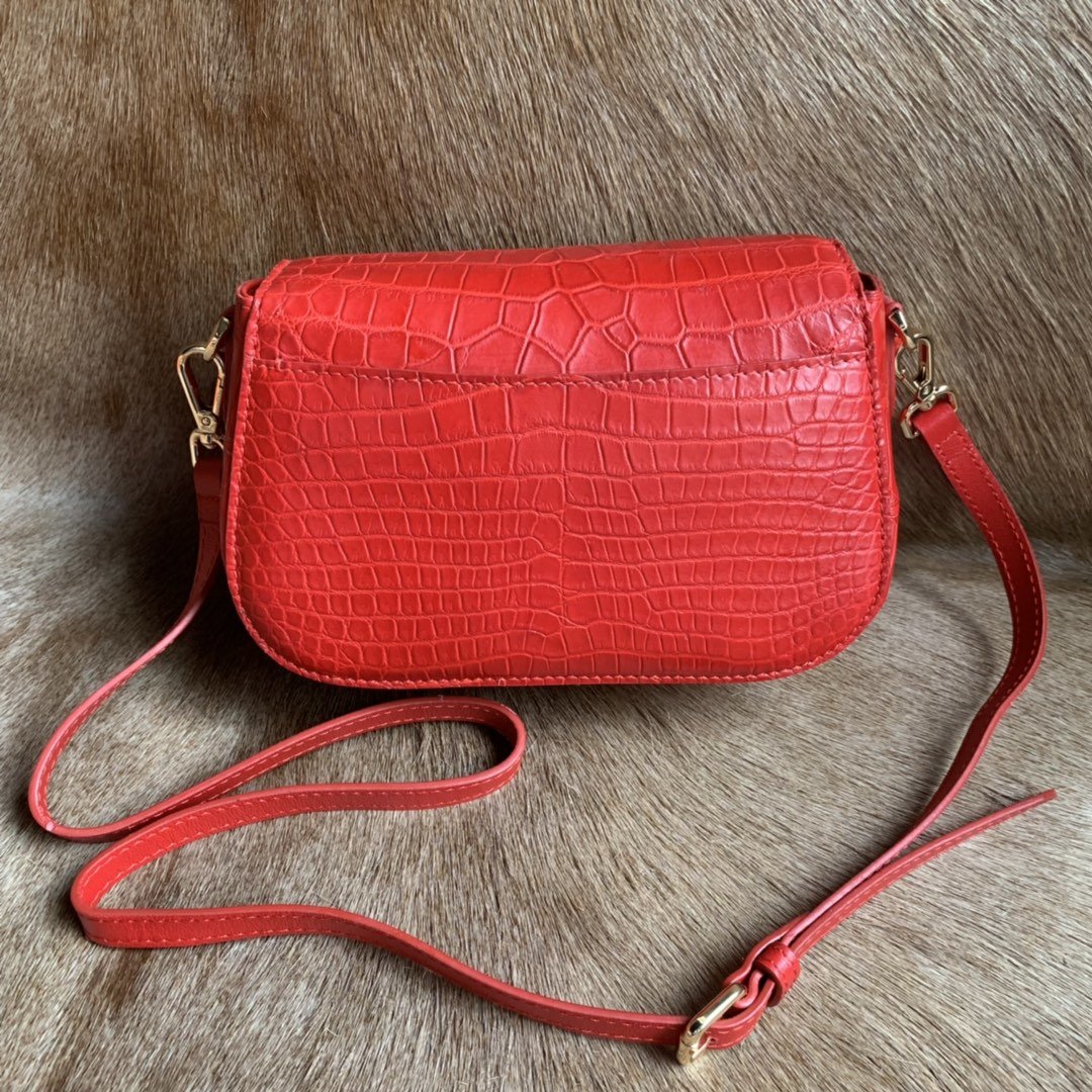 Luxurious Textured Alligator Leather Hand Bag XFRAB12053 image 4
