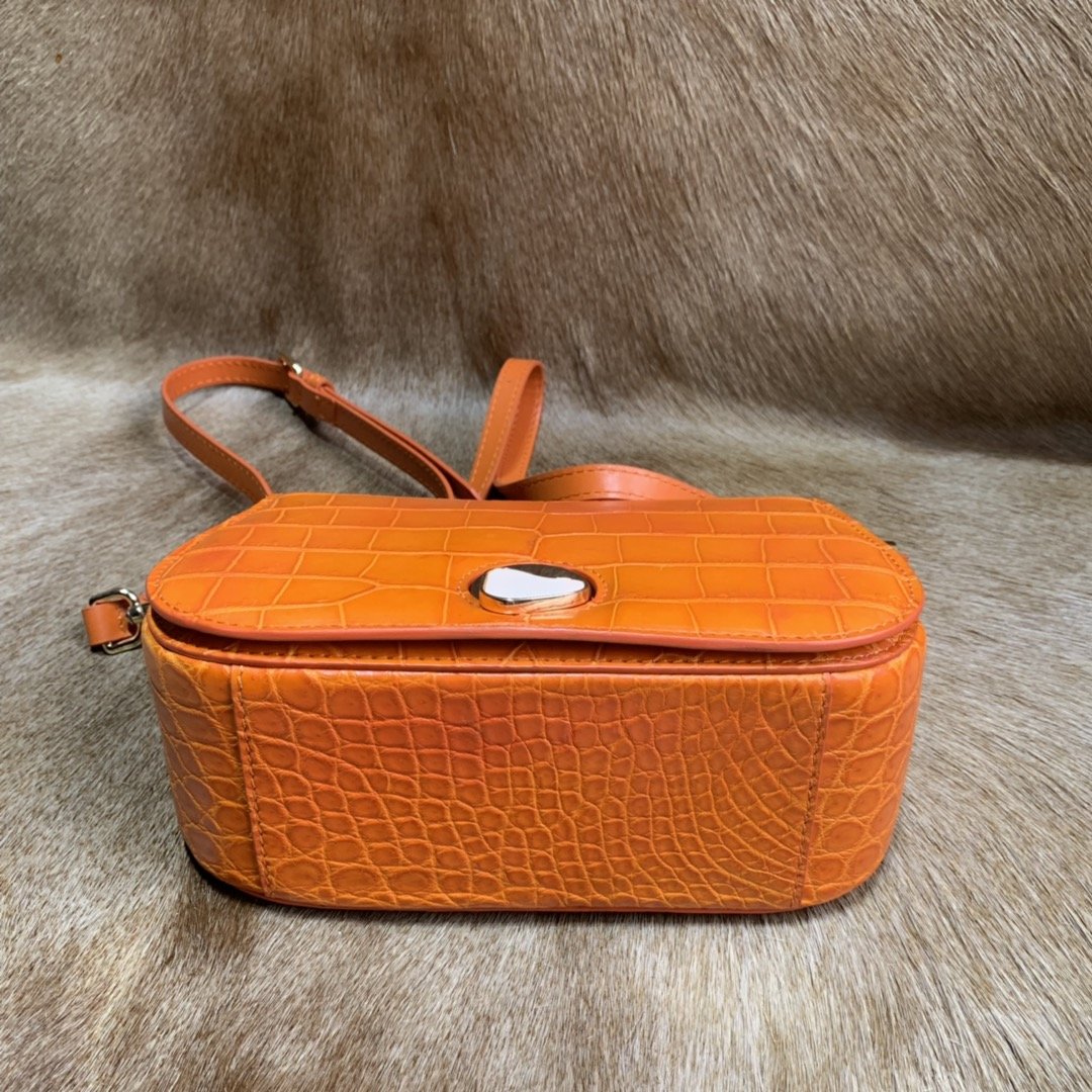 Luxurious Alligator Pattern Hand Bag XFOAB12054 image 4