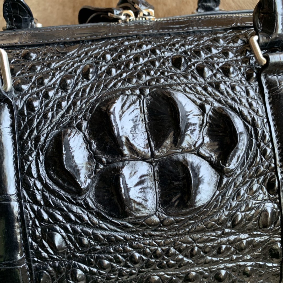 Crocodile Embossed Leather Travel Weekend Bag XFBAB12070 image 6