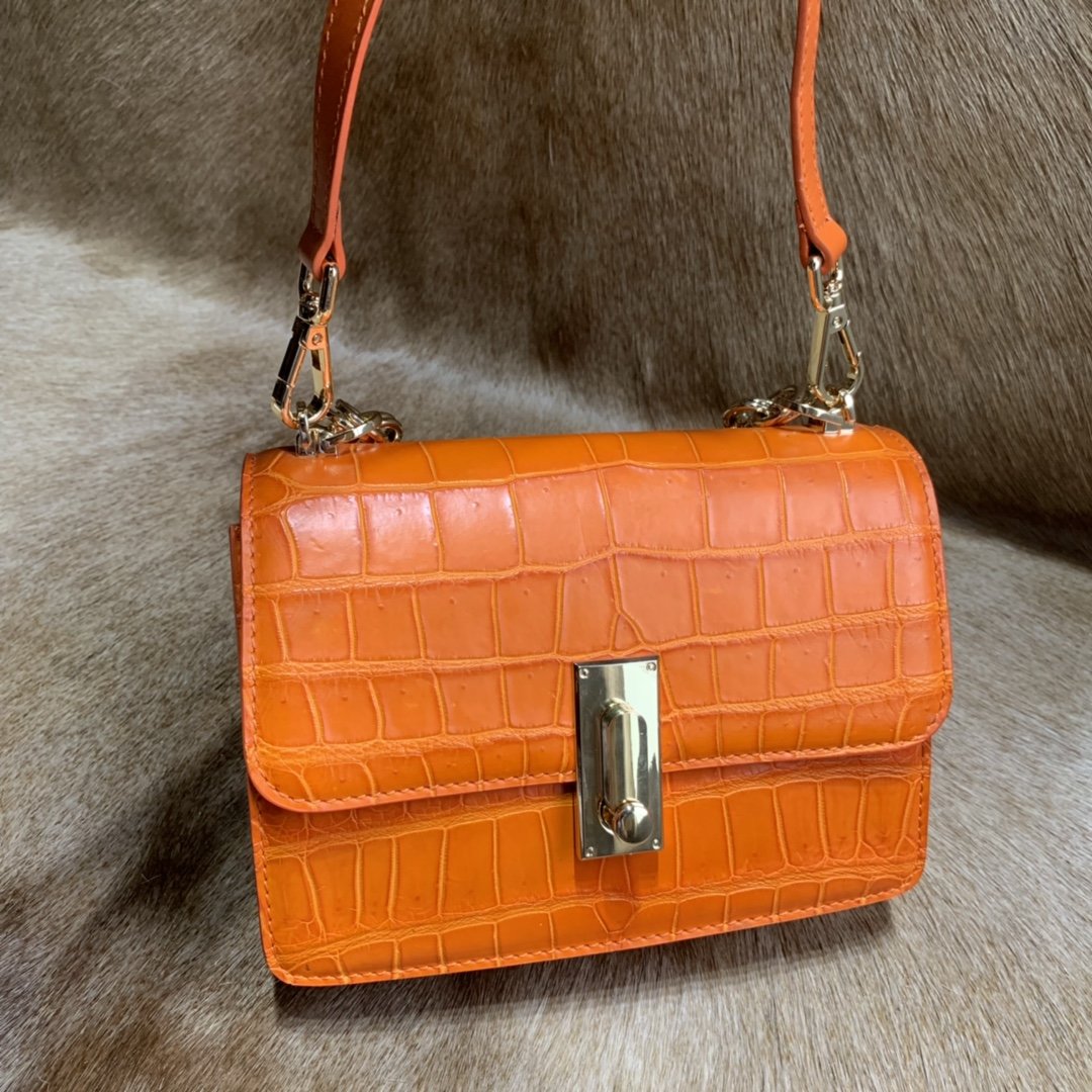 Womens Genuine Alligator Belly Leather Flap Chain Bag XFOAB12050 image 8