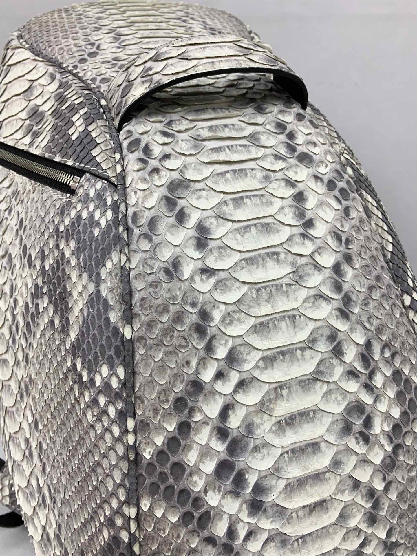 Python Leather Backpack Beige XMWPB12034 image 9
