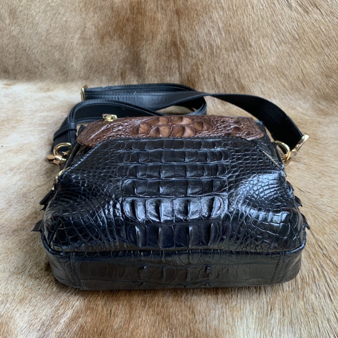 Cowhide Crocodile Pattern Shoulder Bag XMBAB12020 image 9