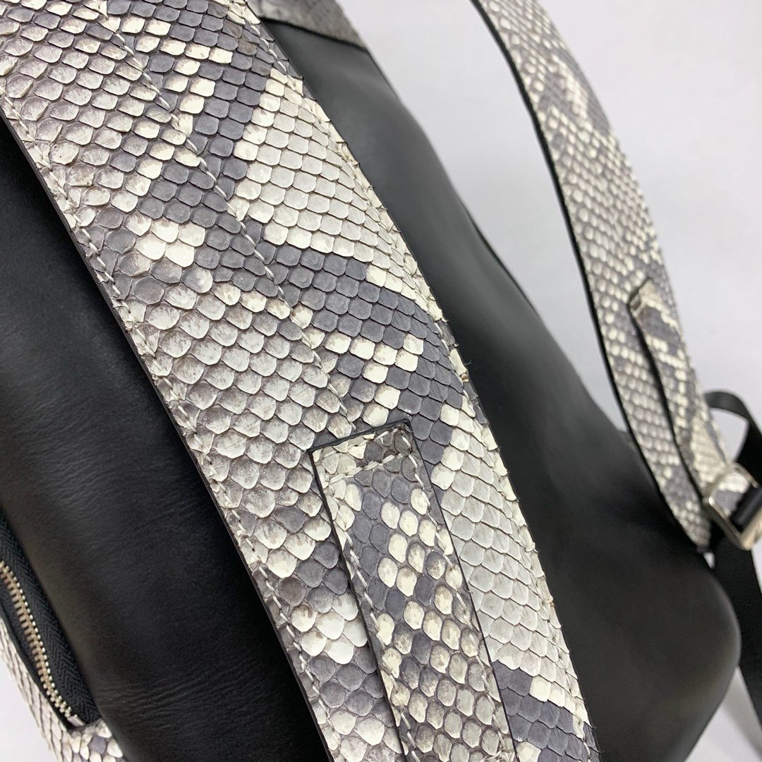 Python Leather Backpack Beige XMWPB12034 image 3