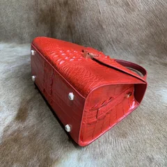 Crocodile Leather Stylish Buckle Handle Bags XFCAB12065 image 2