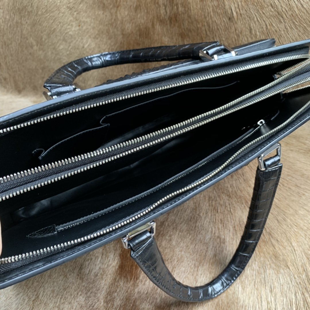 Classic Crocodile Pattern Briefcase XMBAB12024 image 3