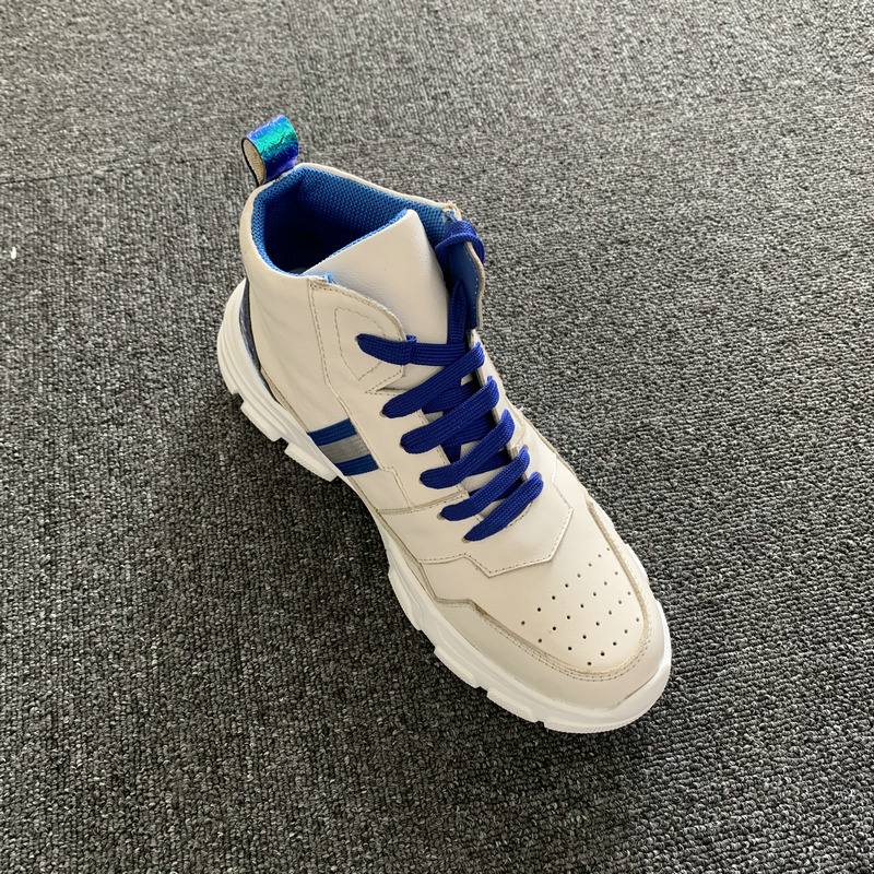 Men’s Relaxed Fit Low-top Sneakers MBS003