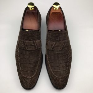 Crocodile Suede Leather Slip On Peas Shoes