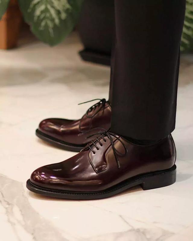 Different types of leather shoes article image