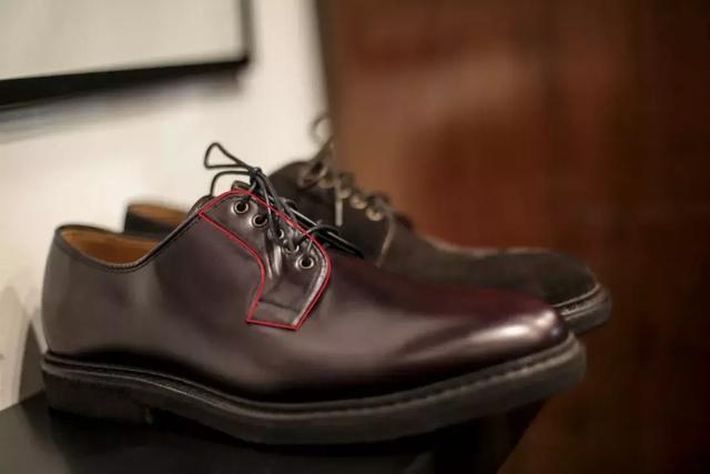 Different types of leather shoes article image
