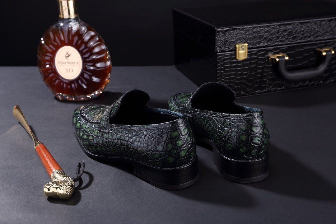 Crocodile Pattern Hasp Pointed Shoes BMGAS120100 image 7