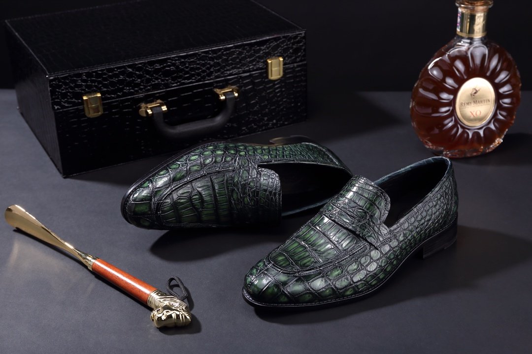 Crocodile Pattern Hasp Pointed Shoes BMGAS120100 image 8