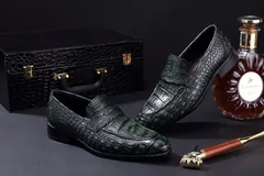 Crocodile Pattern Hasp Pointed Shoes BMGAS120100 image 2