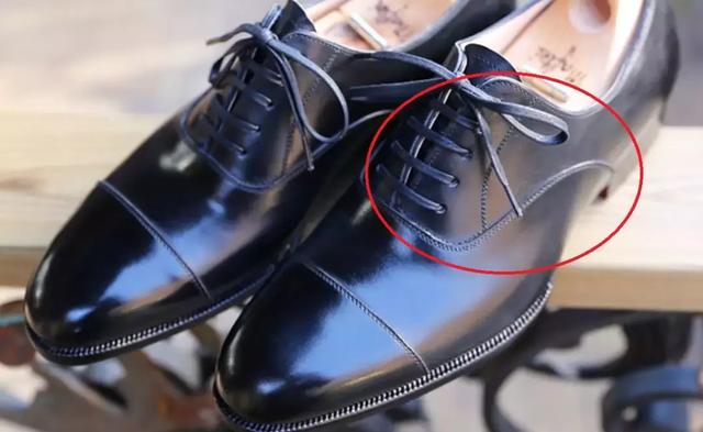 Different types of leather shoes article image