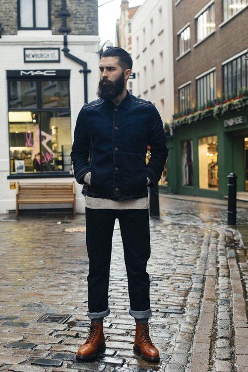 Brogue shoes definition article image