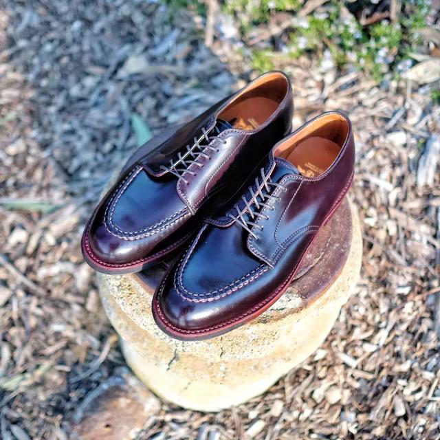 Cap toe shoes definition article image