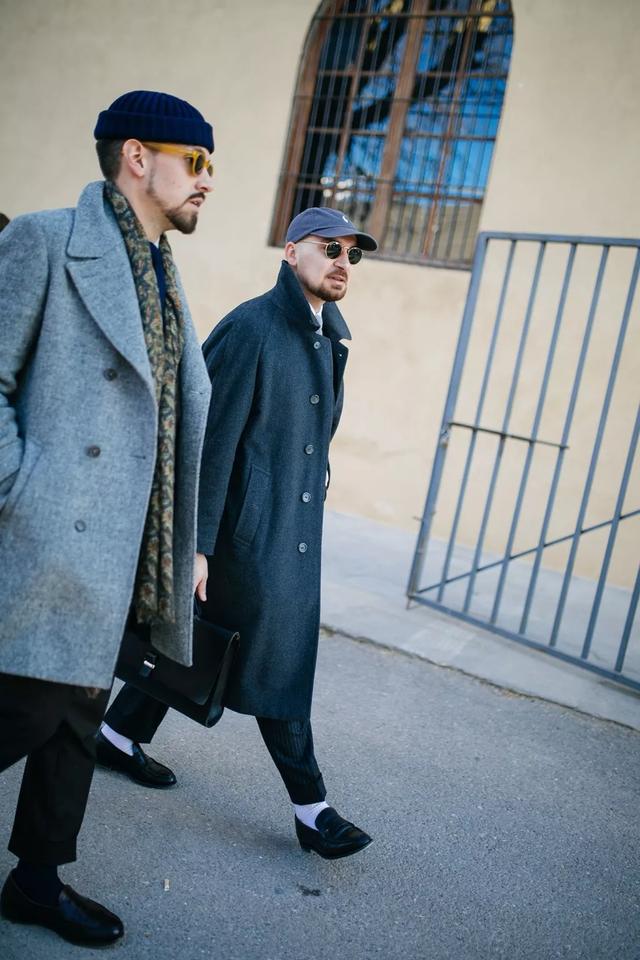 Guide To Dress Code In Anti Epidemic Period article image
