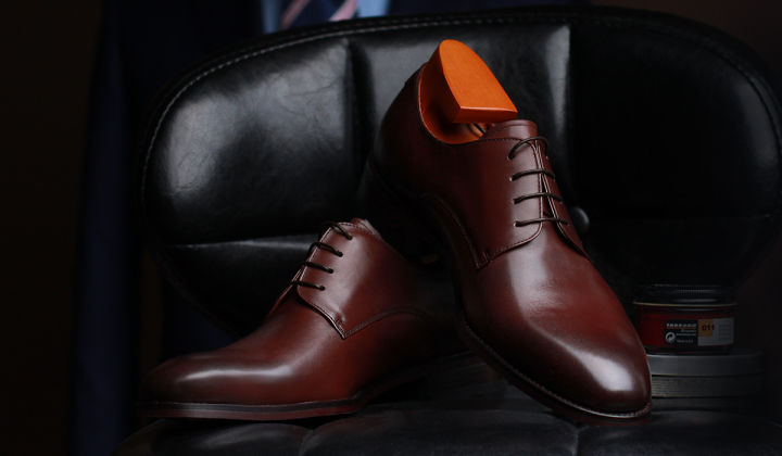 How to Customize Leather Shoes: Buyer Checklist for Samples and Production article image