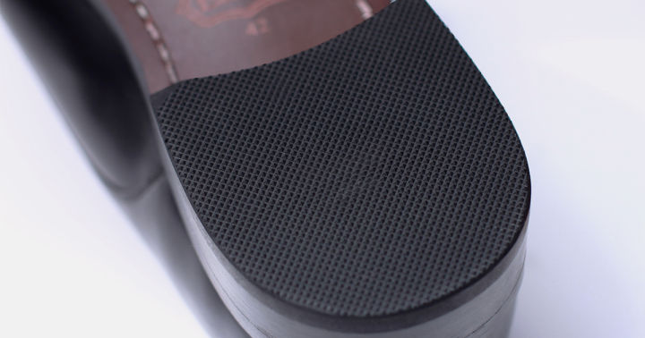How To Customize Leather Shoes article image