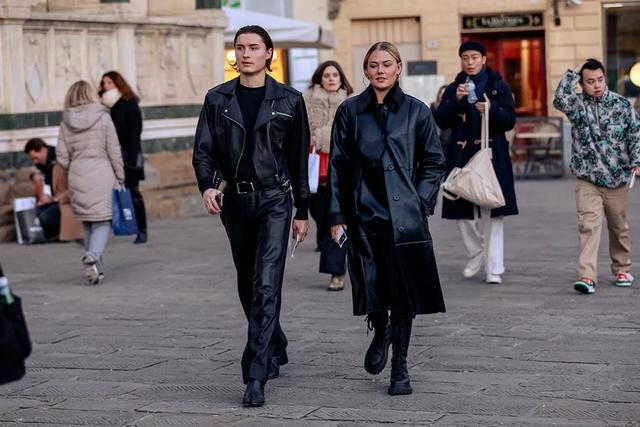 Guide To Dress Code In Anti Epidemic Period article image