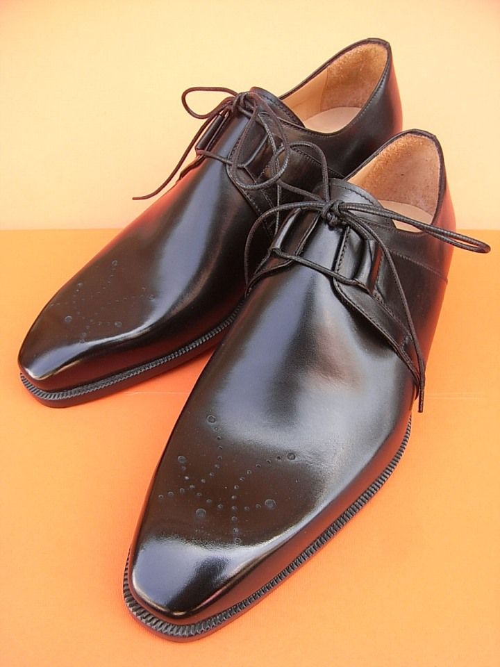 Quickly Determine The Quality and Price of Leather Shoes article image