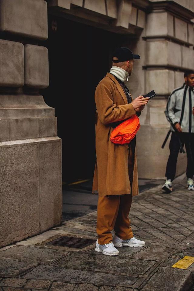 Guide To Dress Code In Anti Epidemic Period article image