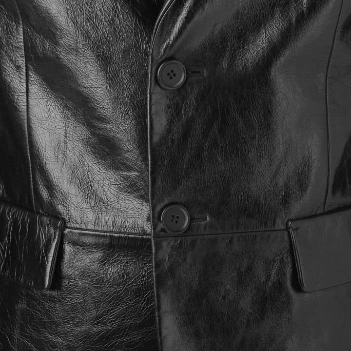 What does a real leather dress belt look like? article image