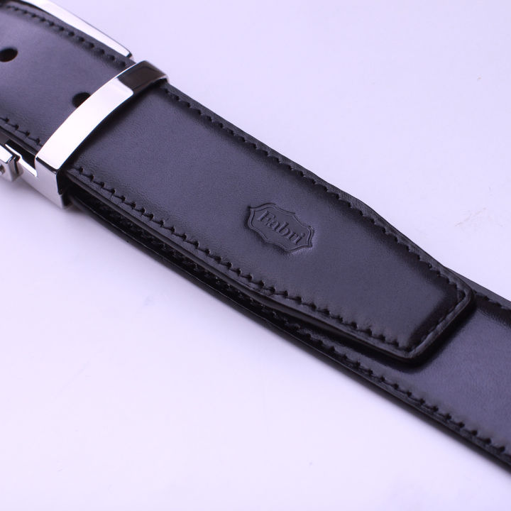 What does a real leather dress belt look like? article image