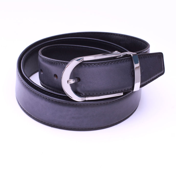 What does a real leather dress belt look like? article image