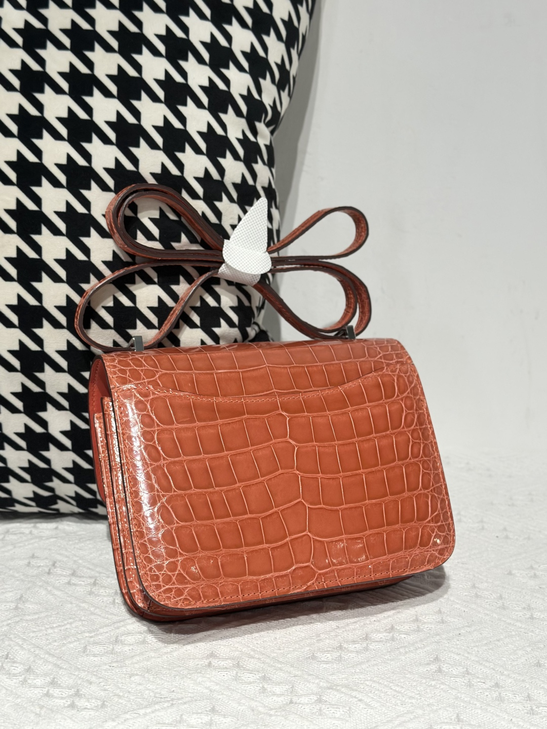 Alligator Leather Geranium Red 18cm Glossy Silver Hardware Flap Shoulder Bag WAB002 image 3
