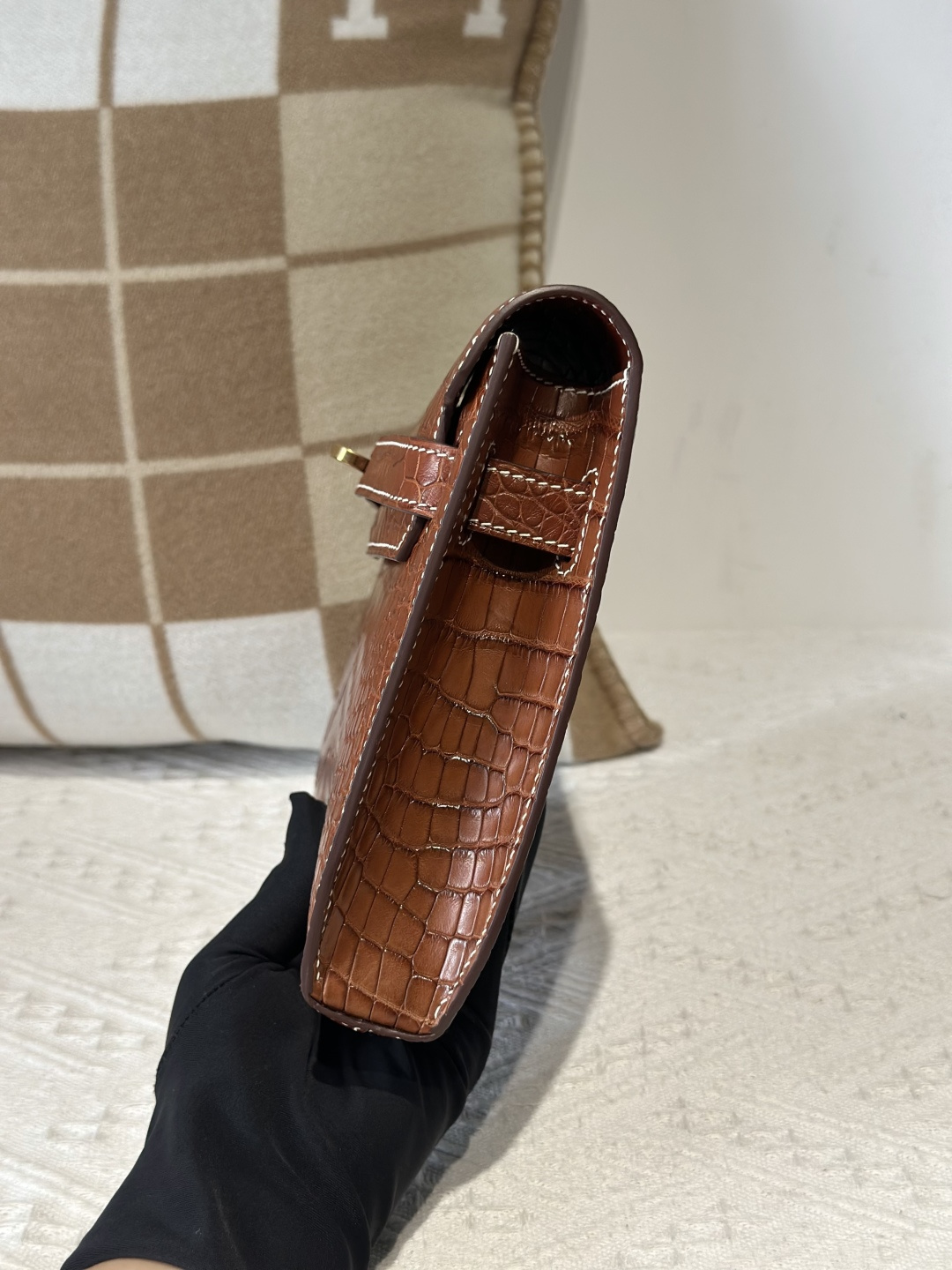 Alligator Leather Saddle Brown 25cm Matte Gold Hardware Clutch Bag WAB013 photo 4