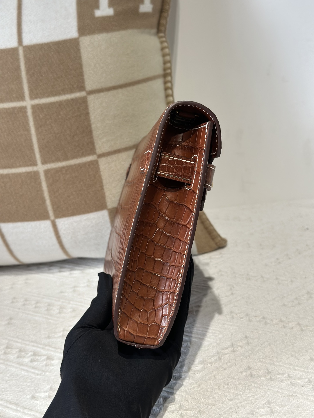 Alligator Leather Saddle Brown 25cm Matte Gold Hardware Clutch Bag WAB013 photo 5