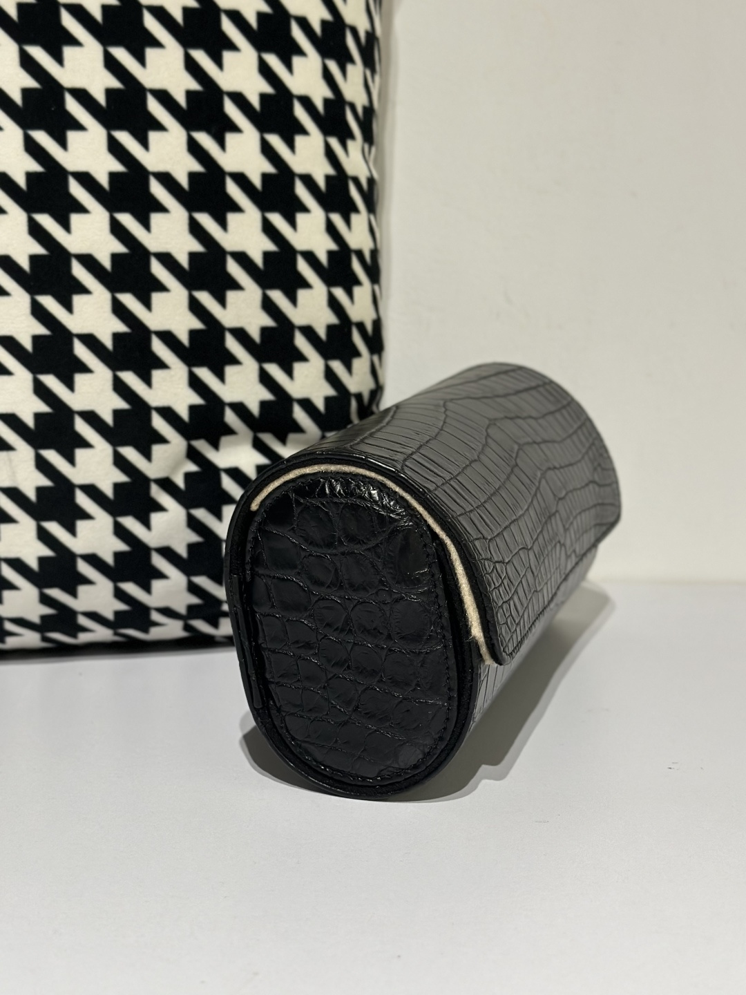 Crocodile Leather Black 22cm Silver Hardware Watch Box WCA002 image 5