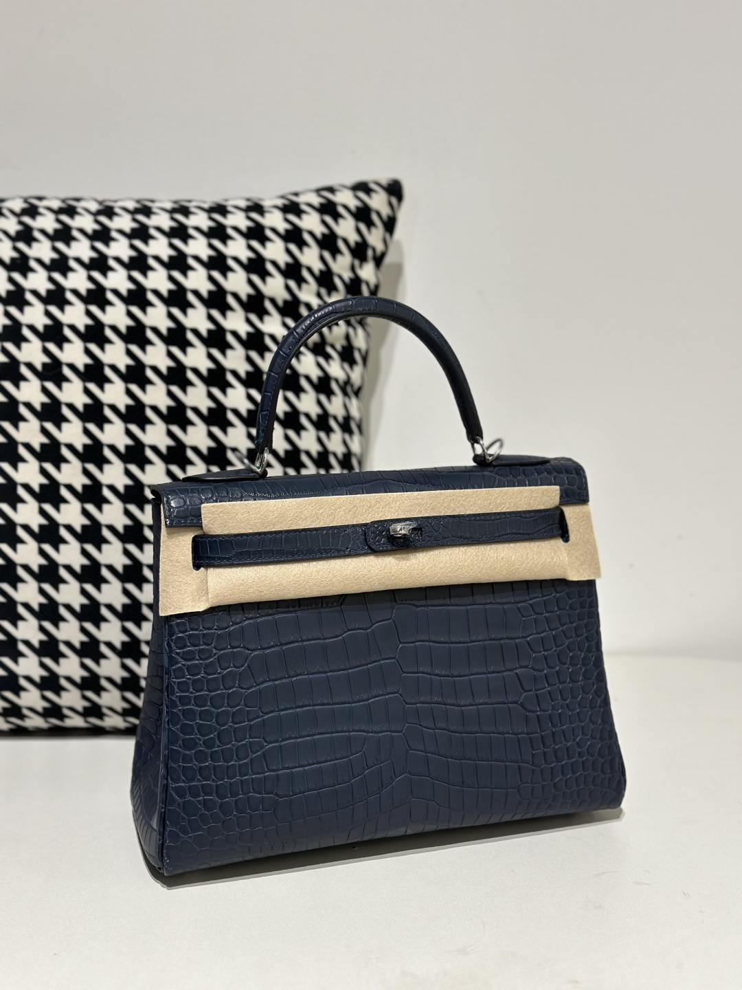 Crocodile Leather Inside Stitch Blue 28cm Matte Silver Hardware Top Handle Bag WCB003 image 2