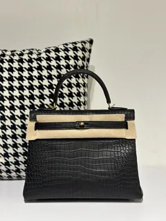 Crocodile Leather Inside Stitch Black 28cm Matte Gold Hardware Top Handle Bag WCB007 image 1
