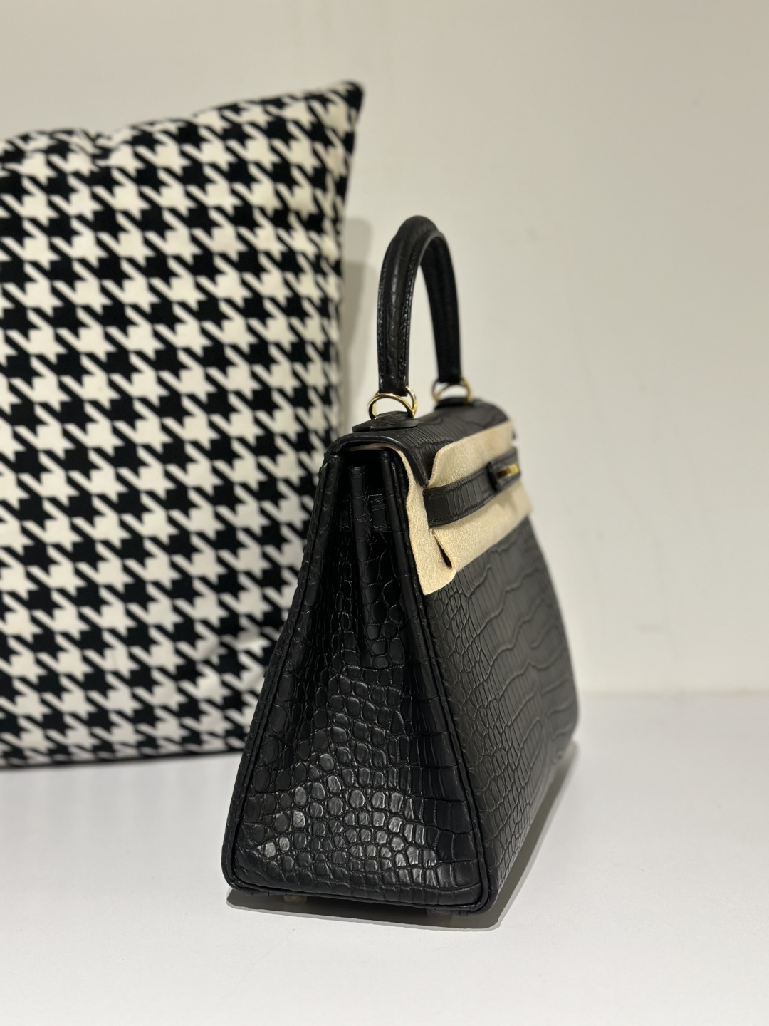 Crocodile Leather Inside Stitch Black 28cm Matte Gold Hardware Top Handle Bag WCB007 image 5