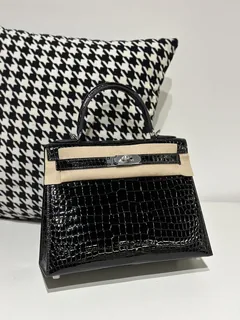 Crocodile Leather 28cm Glossy Top Handle Bag Collection WCB008 image 2