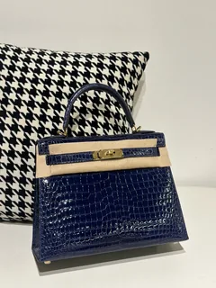 Crocodile Leather 28cm Glossy Top Handle Bag Collection WCB008 image 4
