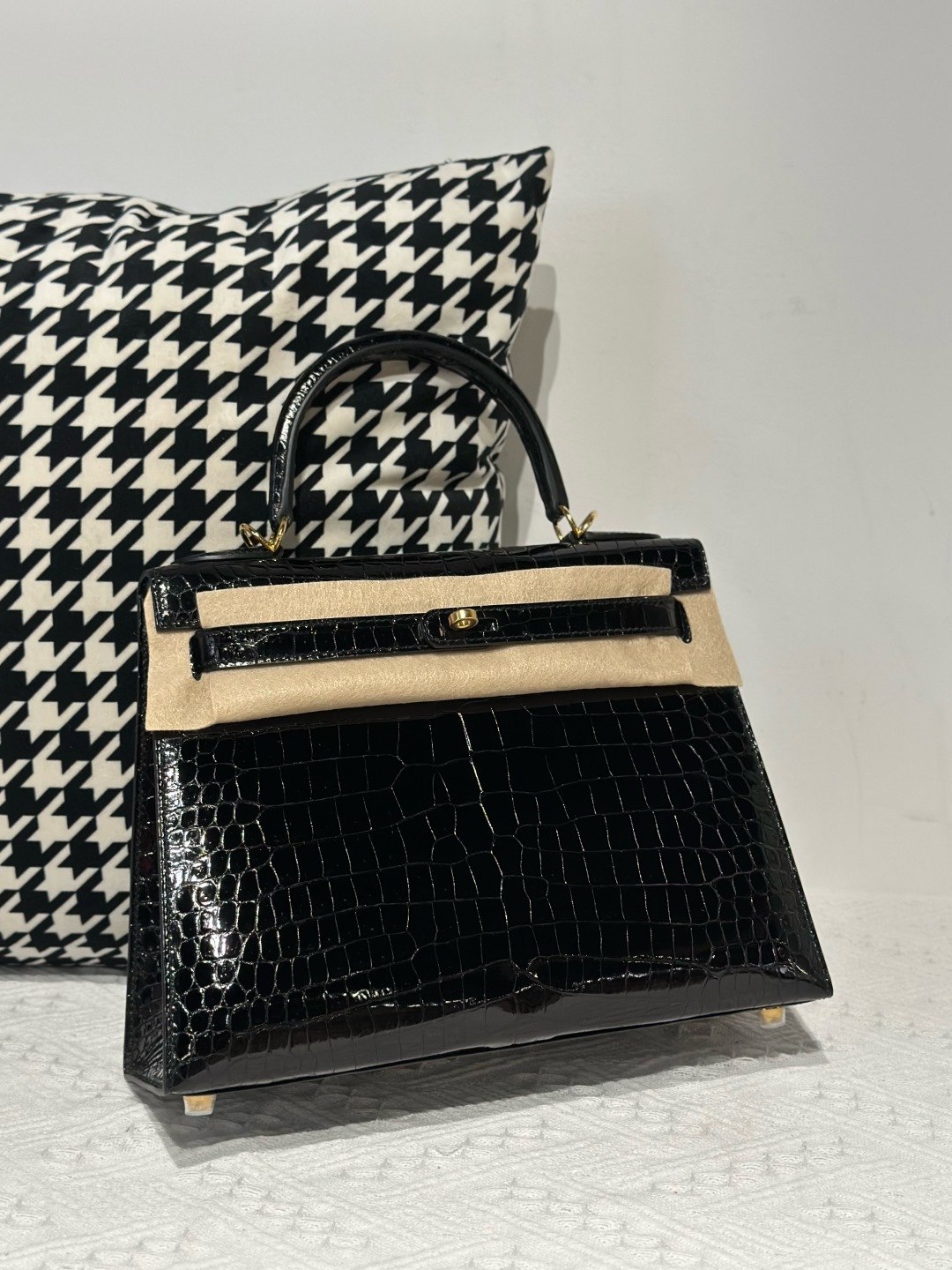 Crocodile Leather 28cm Glossy Top Handle Bag Collection WCB008 image 5