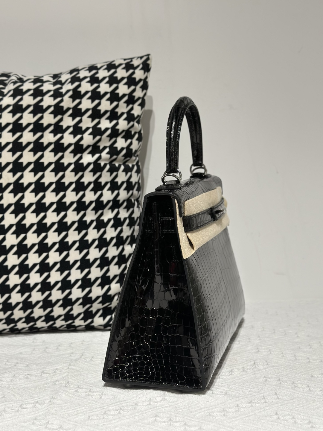 Crocodile Leather Black 28cm Glossy Silver Hardware Top Handle Bag WCB009 image 5
