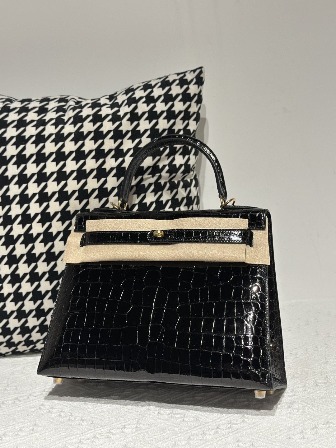 Crocodile Leather Black 28cm Glossy Gold Hardware Top Handle Bag WCB011 image 2