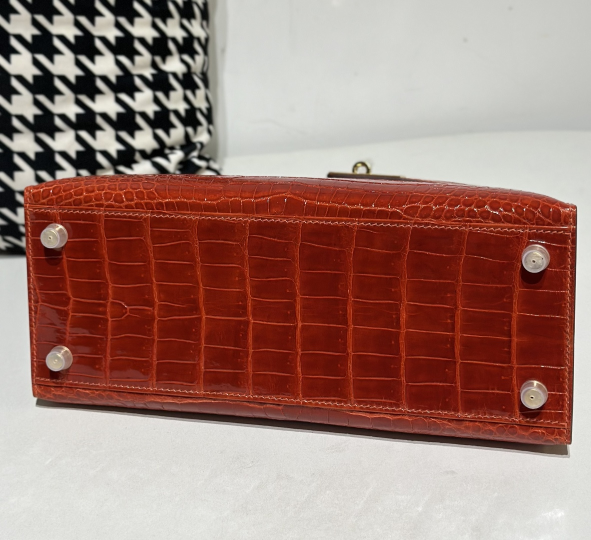 Crocodile Leather Salmon Pink 28cm Glossy Gold Hardware Top Handle Bag WCB014 image 6