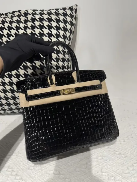 Crocodile Leather Curved Edge Black 25cm Glossy Gold Hardware Top Handle Tote Bag WCB017