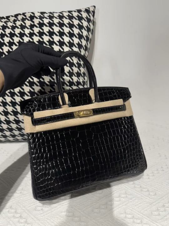 Crocodile Leather Curved Edge Black 25cm Glossy Gold Hardware Top Handle Tote Bag WCB017