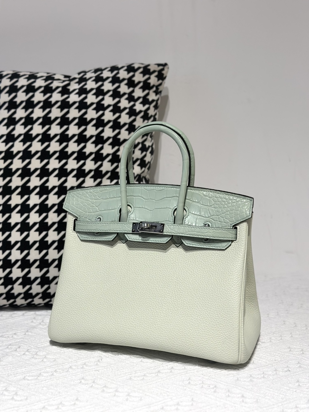 Crocodile Leather Mint Green 25cm Matte Mixed Leather Silver Hardware Top Handle Tote Bag WCB019